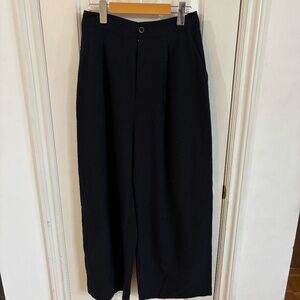 Jenni Kayne  white leg trouser pants 100 % silk * accepting offers